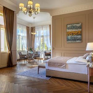 Superior Double or Twin Room Garden View